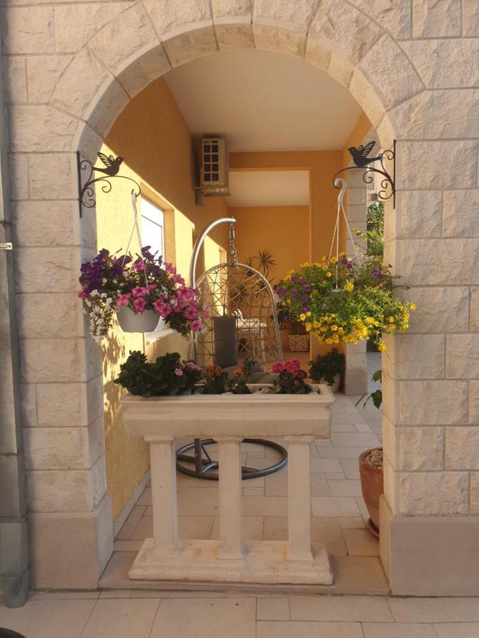 Villa Vujcic Makarska Exterior photo